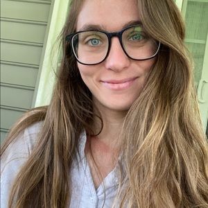 Meet your Posher, Brenna